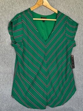 OLM Young Contemporary Chevron Stripe Top – Large – NWT
